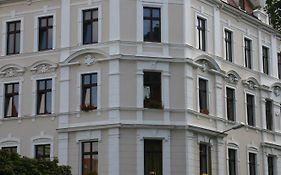 Gaestehaus Lisakowski Pension Am Brautwiesenpark