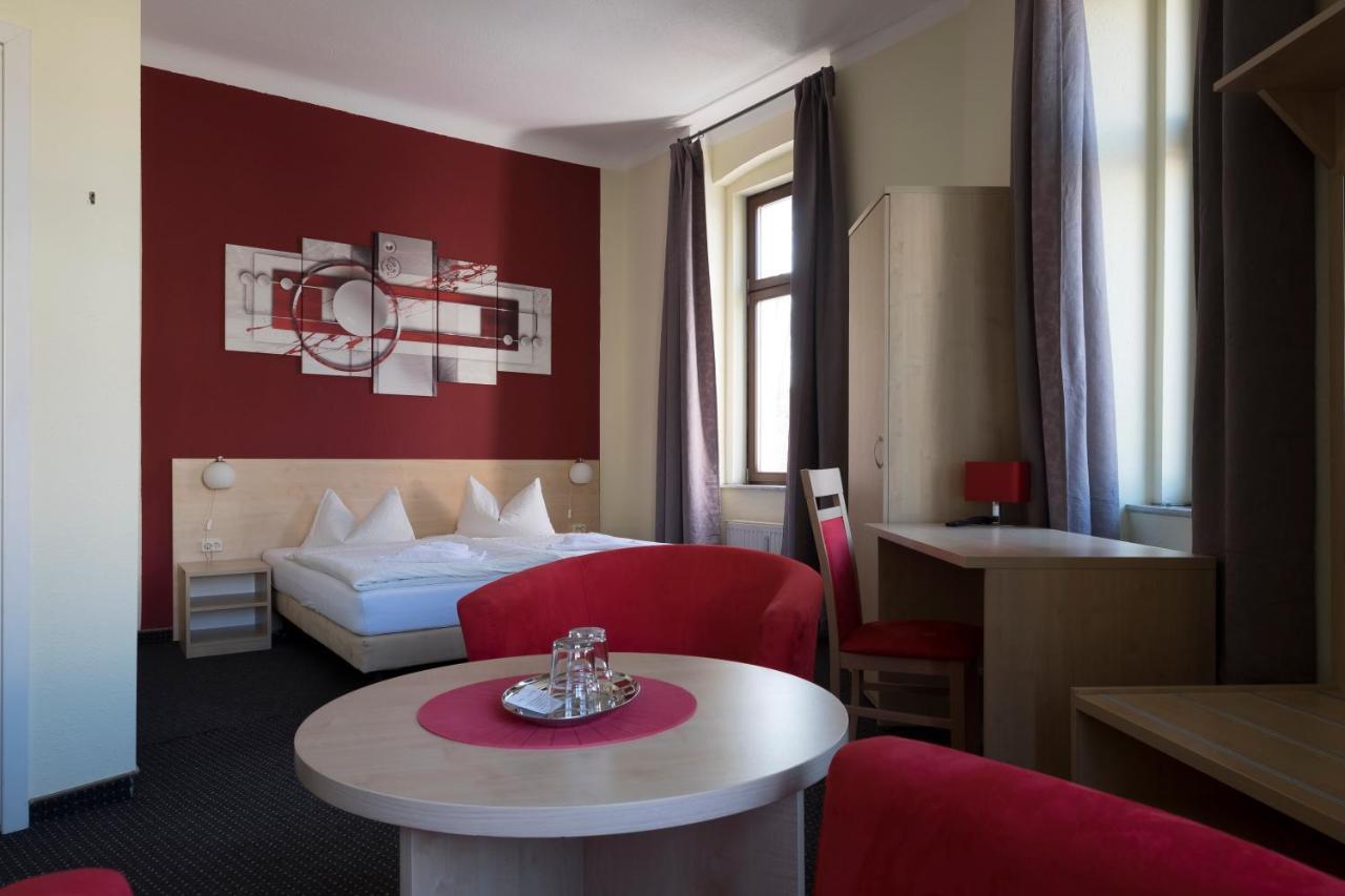 Gaestehaus Lisakowski Pension Am Brautwiesenpark Görlitz Extérieur photo