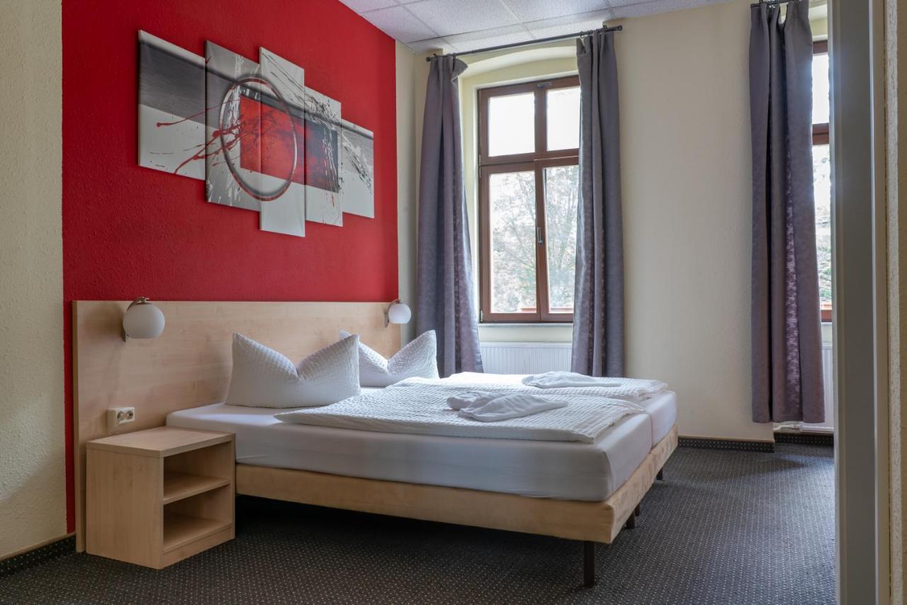 Gaestehaus Lisakowski Pension Am Brautwiesenpark Görlitz Extérieur photo