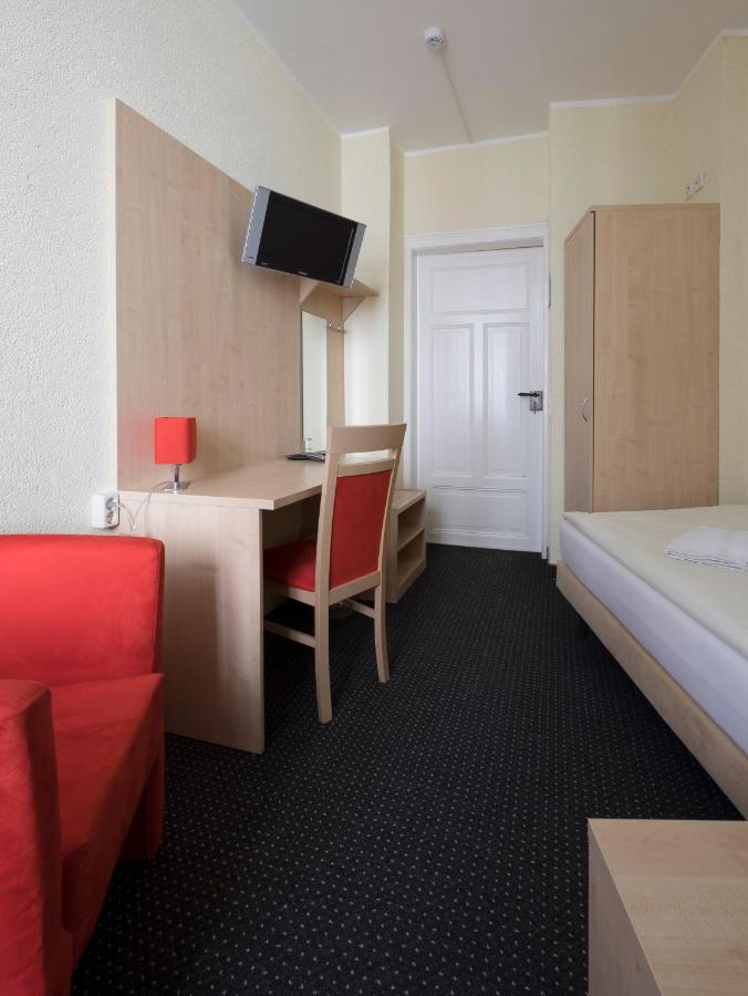 Gaestehaus Lisakowski Pension Am Brautwiesenpark Görlitz Extérieur photo
